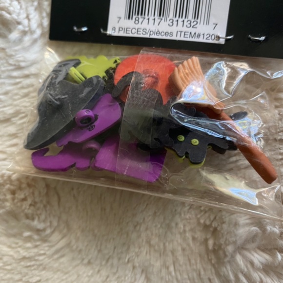 Halloween Spooky Buttons - Picture 7 of 9